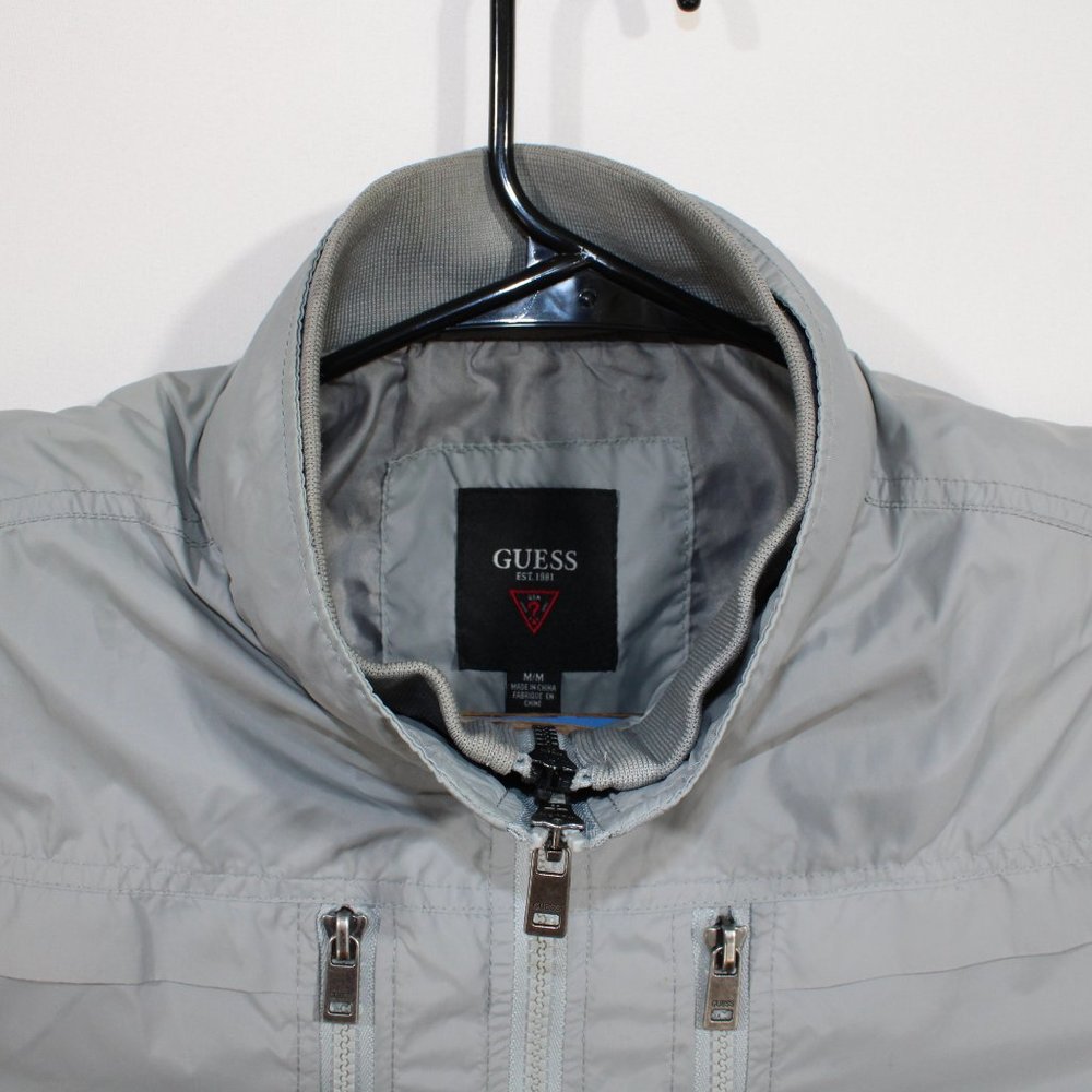Guess - Picture 2 of 3